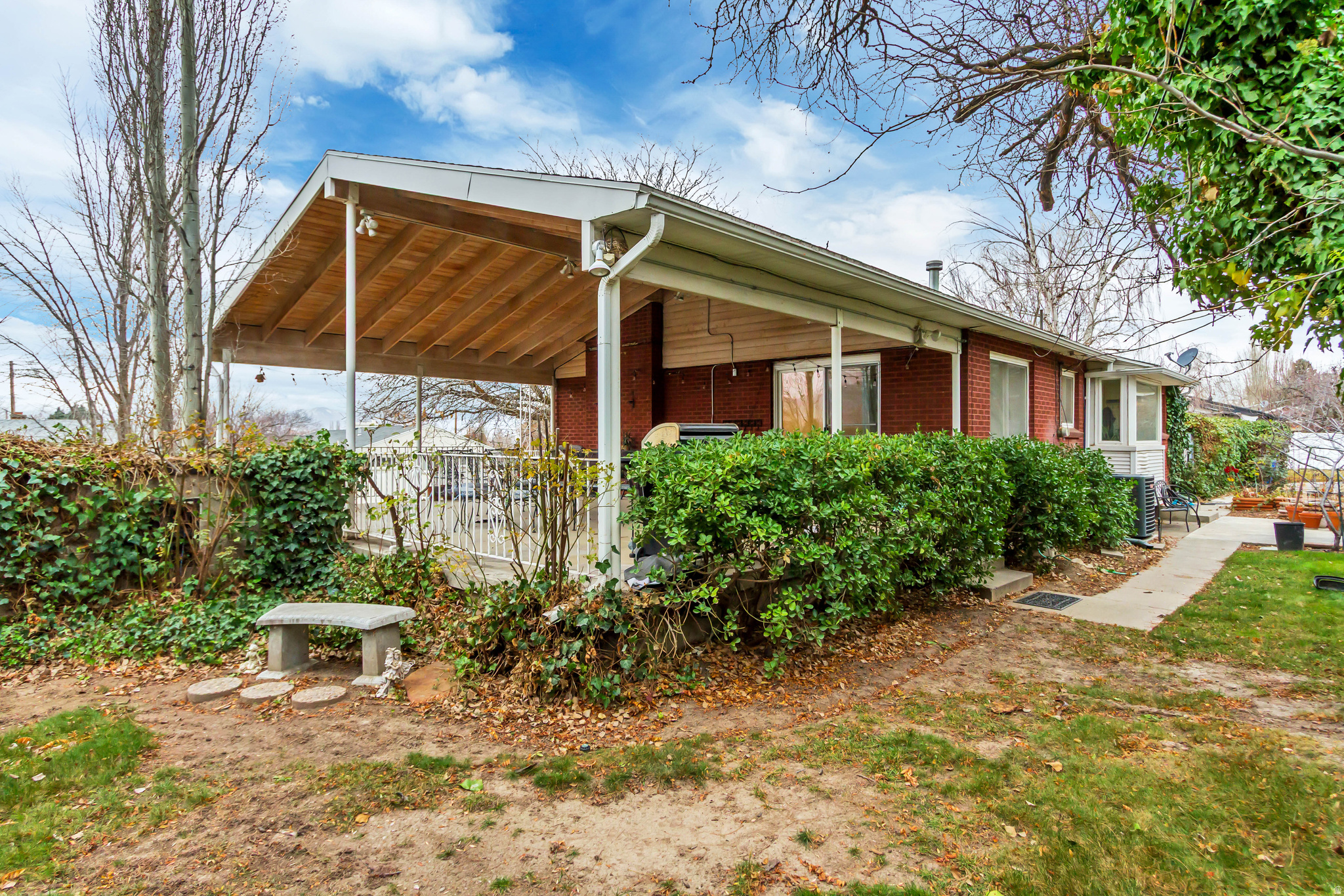 VEGAS SUB - Residential