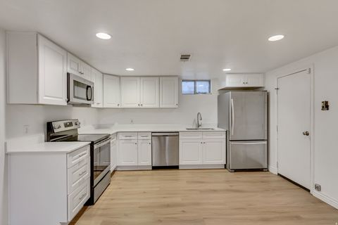 Tiny photo for 4182 S LYNNE LN, Holladay, UT 84124 (MLS # 2127840)