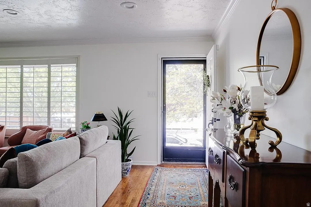 VEGAS SUB - Residential