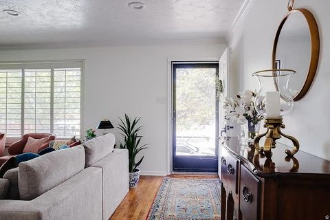 Tiny photo for 4182 S LYNNE LN, Holladay, UT 84124 (MLS # 2127840)