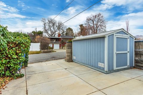 Tiny photo for 4182 S LYNNE LN, Holladay, UT 84124 (MLS # 2127840)