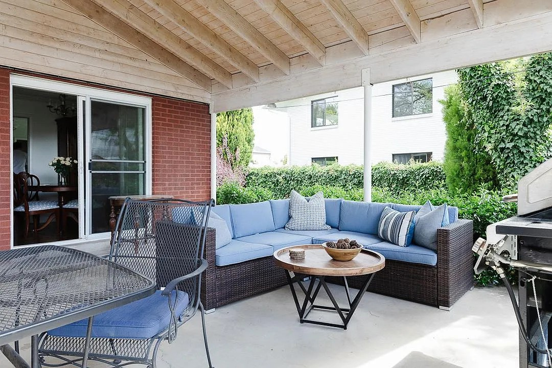 VEGAS SUB - Residential