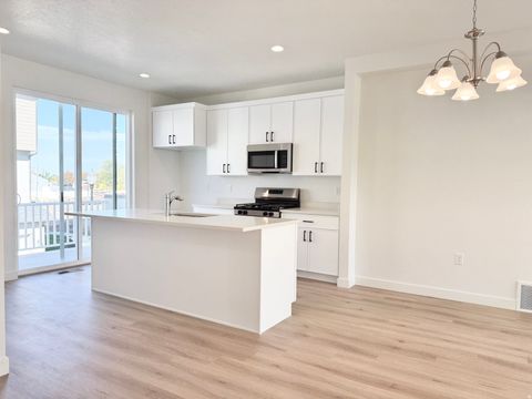 Tiny photo for 1650 N MAIN ST, Layton, UT 84041 (MLS # 2154437)