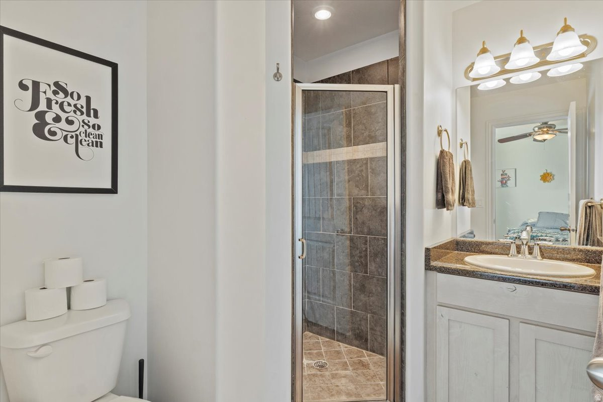 MADISON SQUARE - Residential