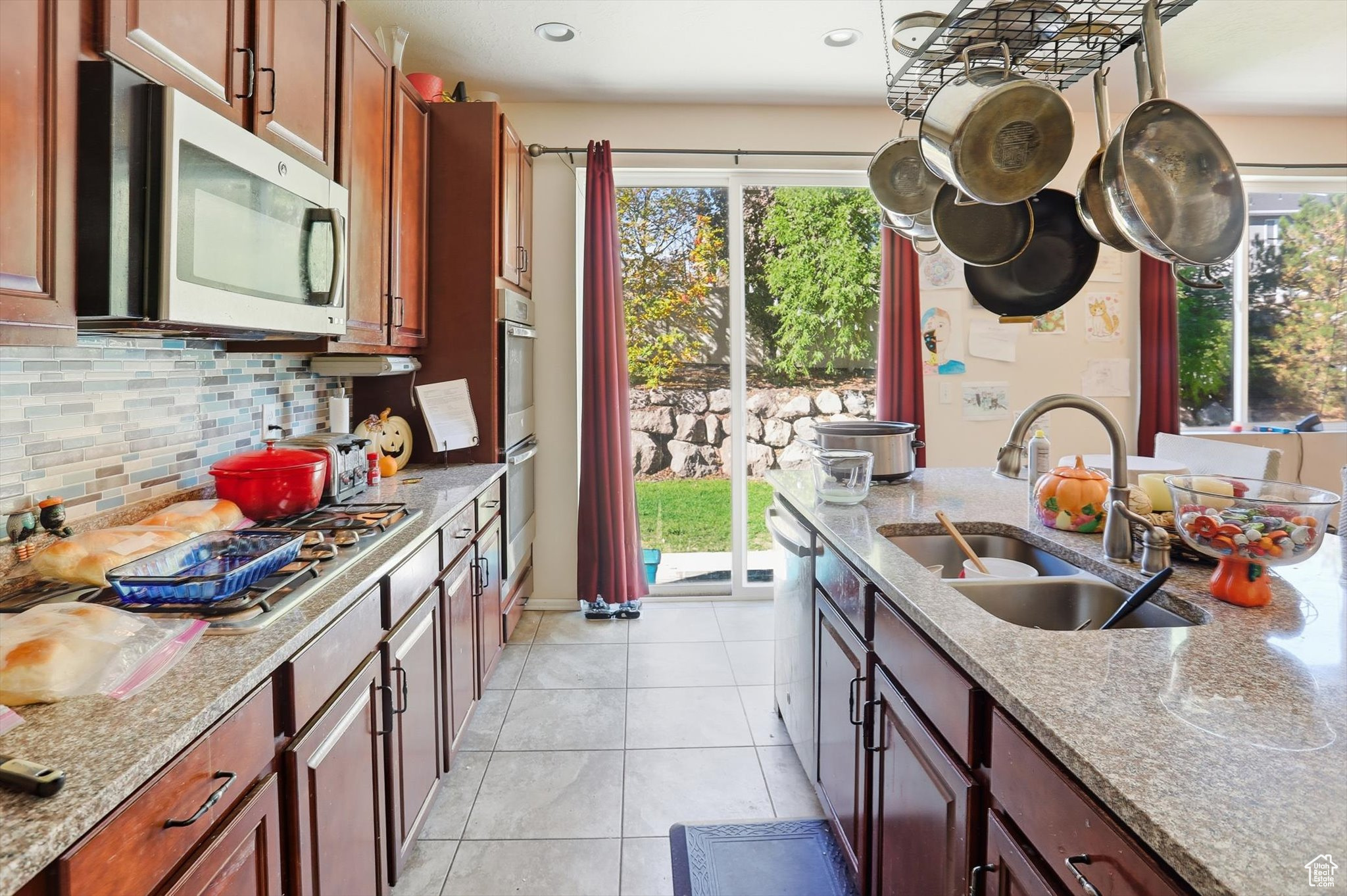 THE VILLAGE OF FOX HOLLOW - Residential