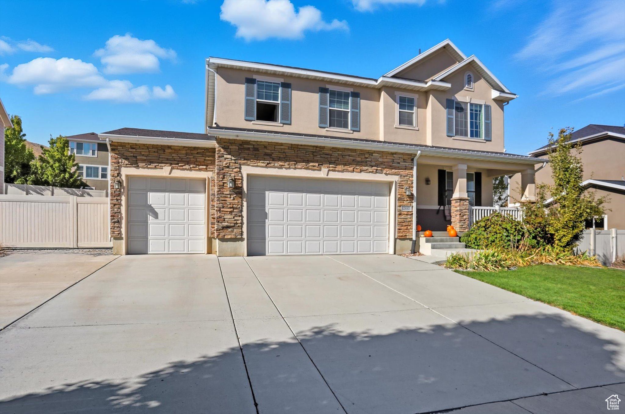 THE VILLAGE OF FOX HOLLOW - Residential