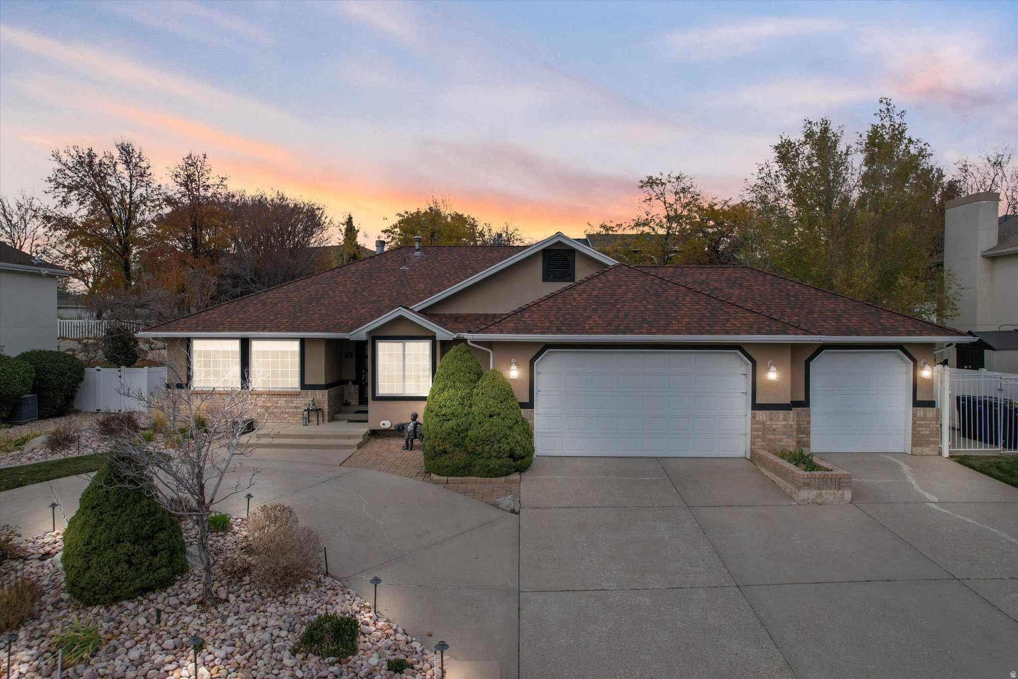 HICKORY VALLEY ESTATES - Residential