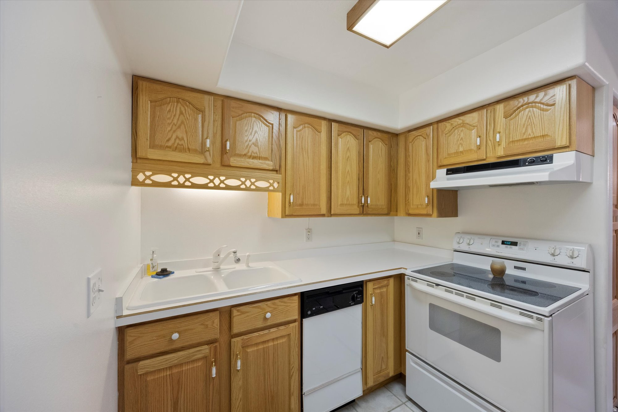 HICKORY VALLEY ESTATES - Residential