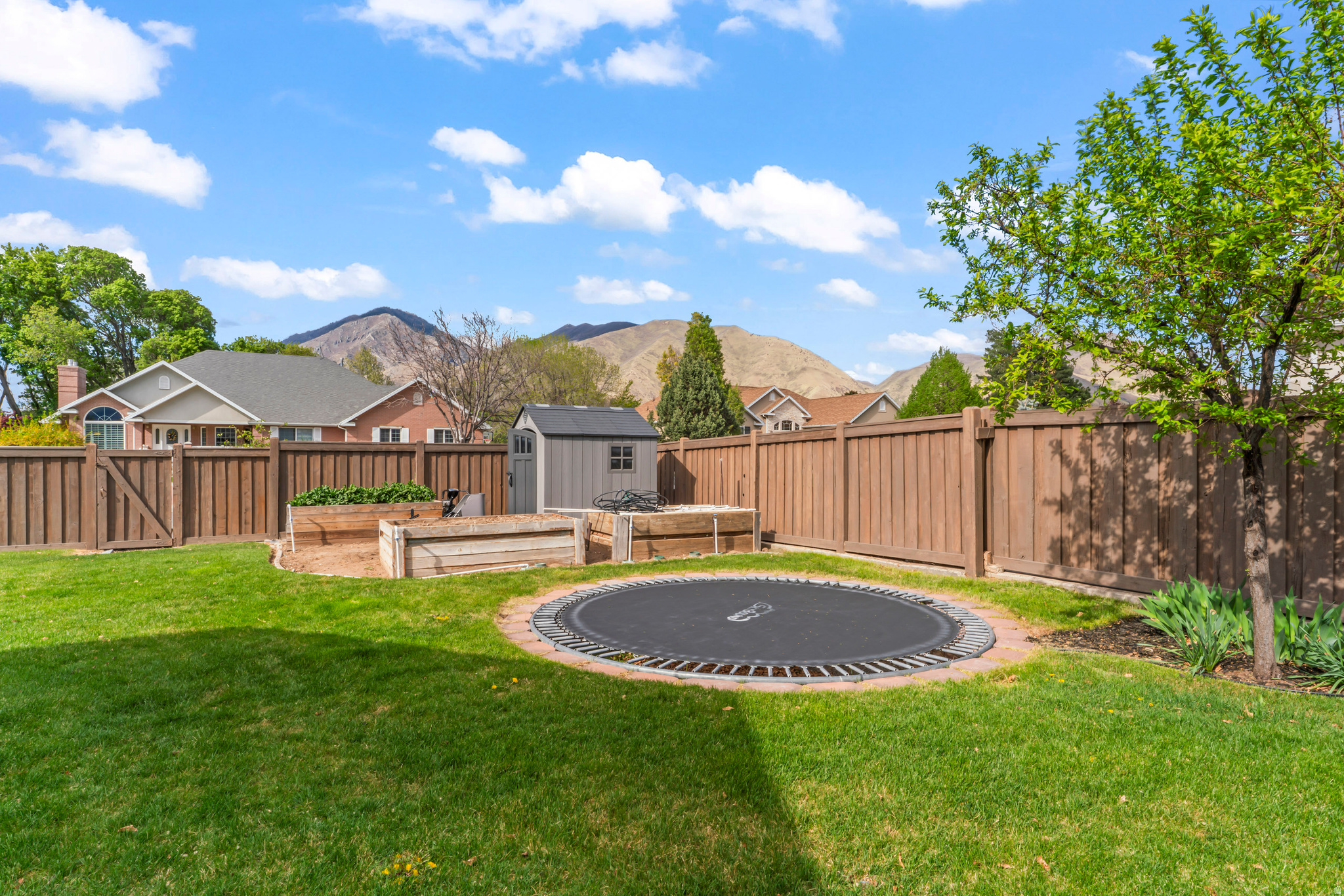 MAPLETON - Residential