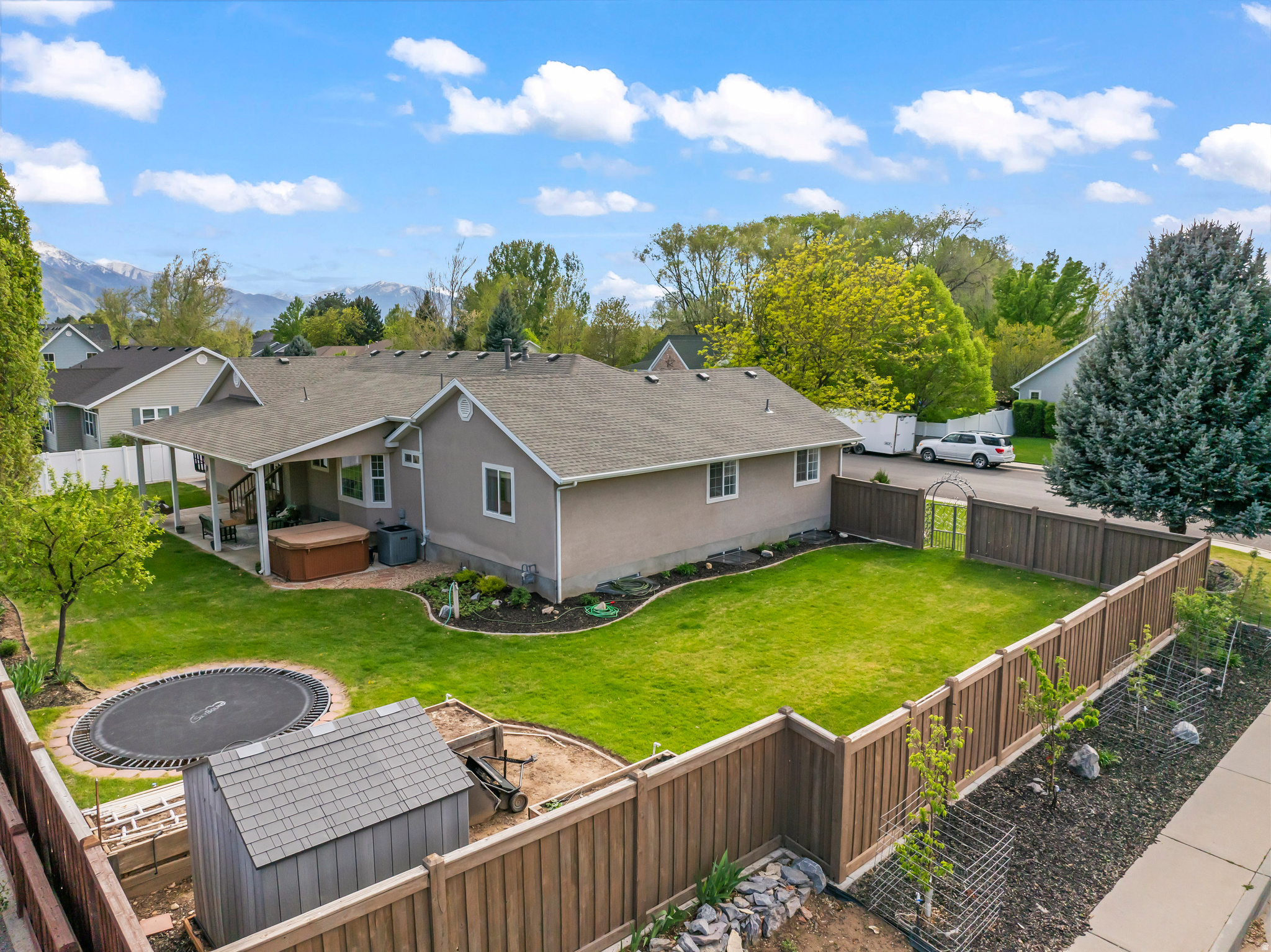 MAPLETON - Residential