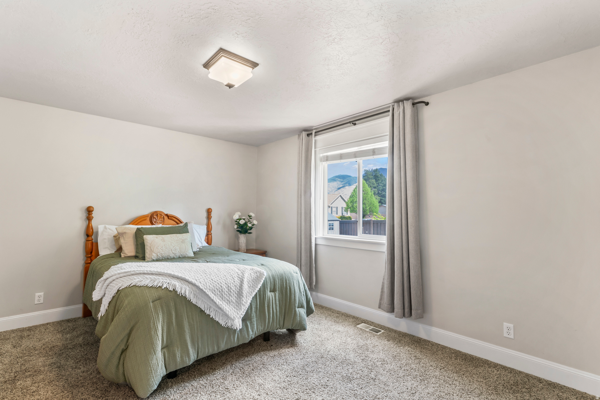 MAPLETON - Residential