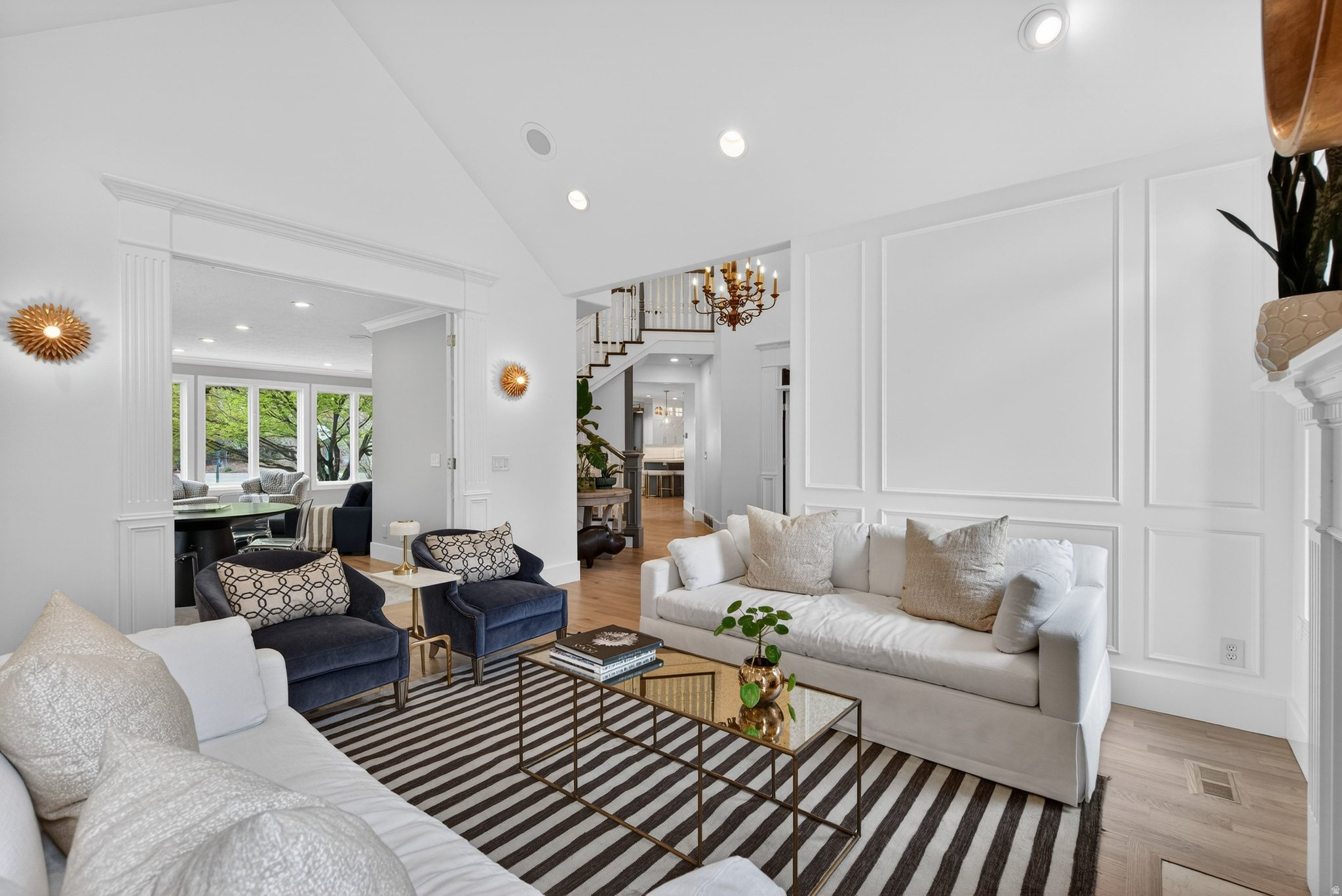 HIGH MOUNTAIN OAKS - Residential