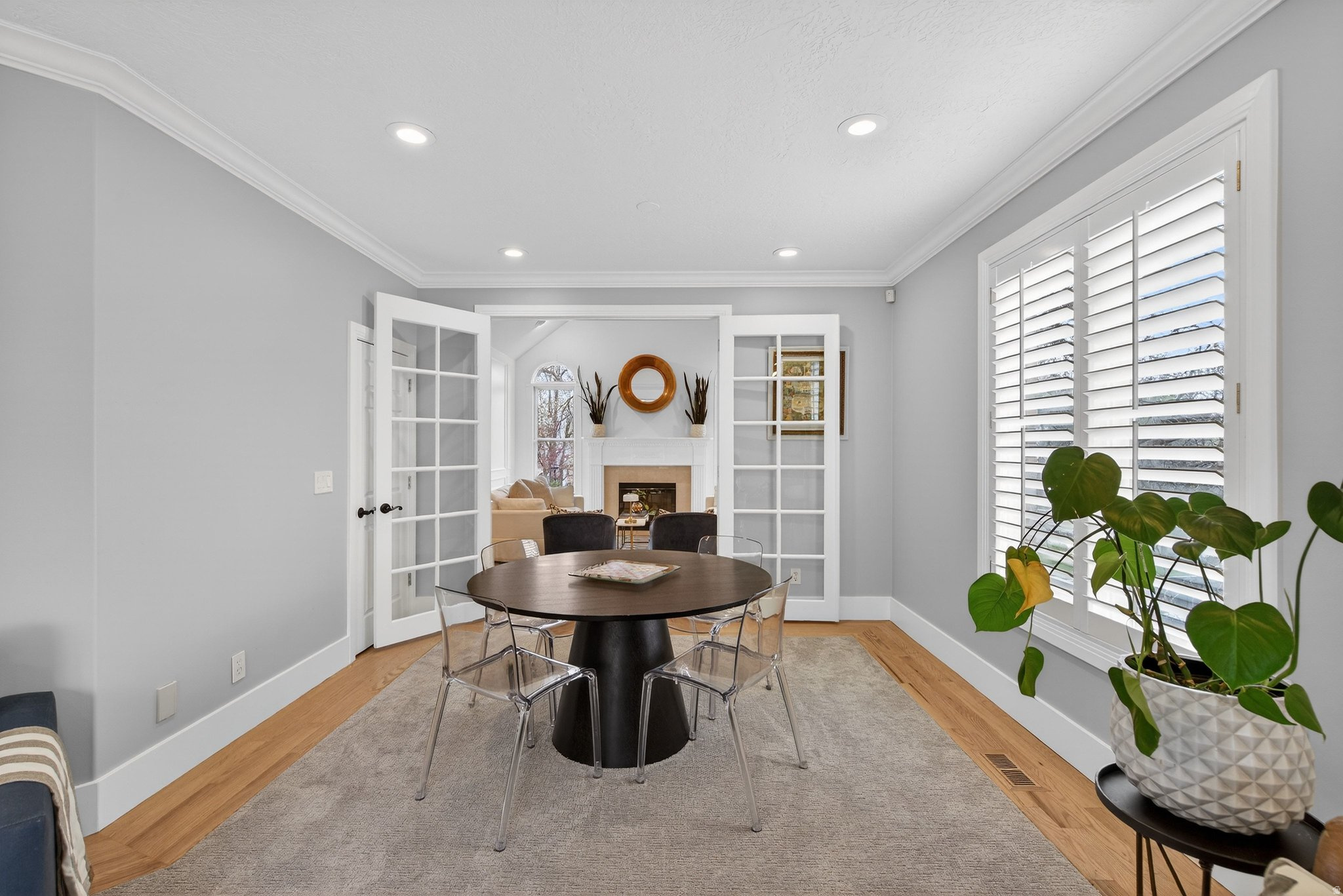 HIGH MOUNTAIN OAKS - Residential