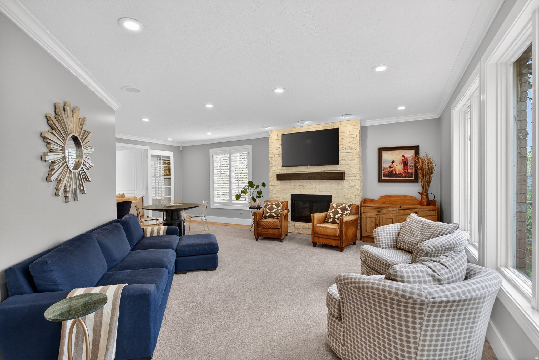 HIGH MOUNTAIN OAKS - Residential