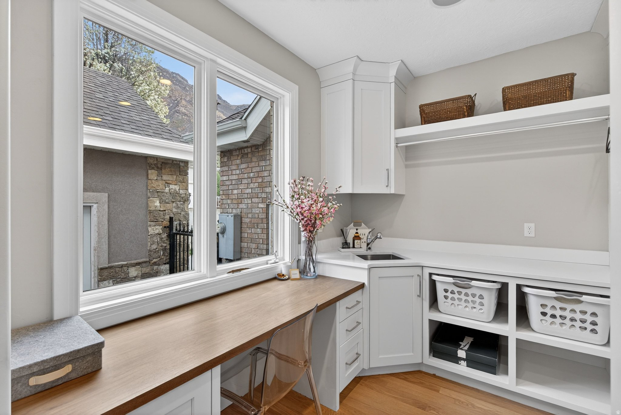 HIGH MOUNTAIN OAKS - Residential