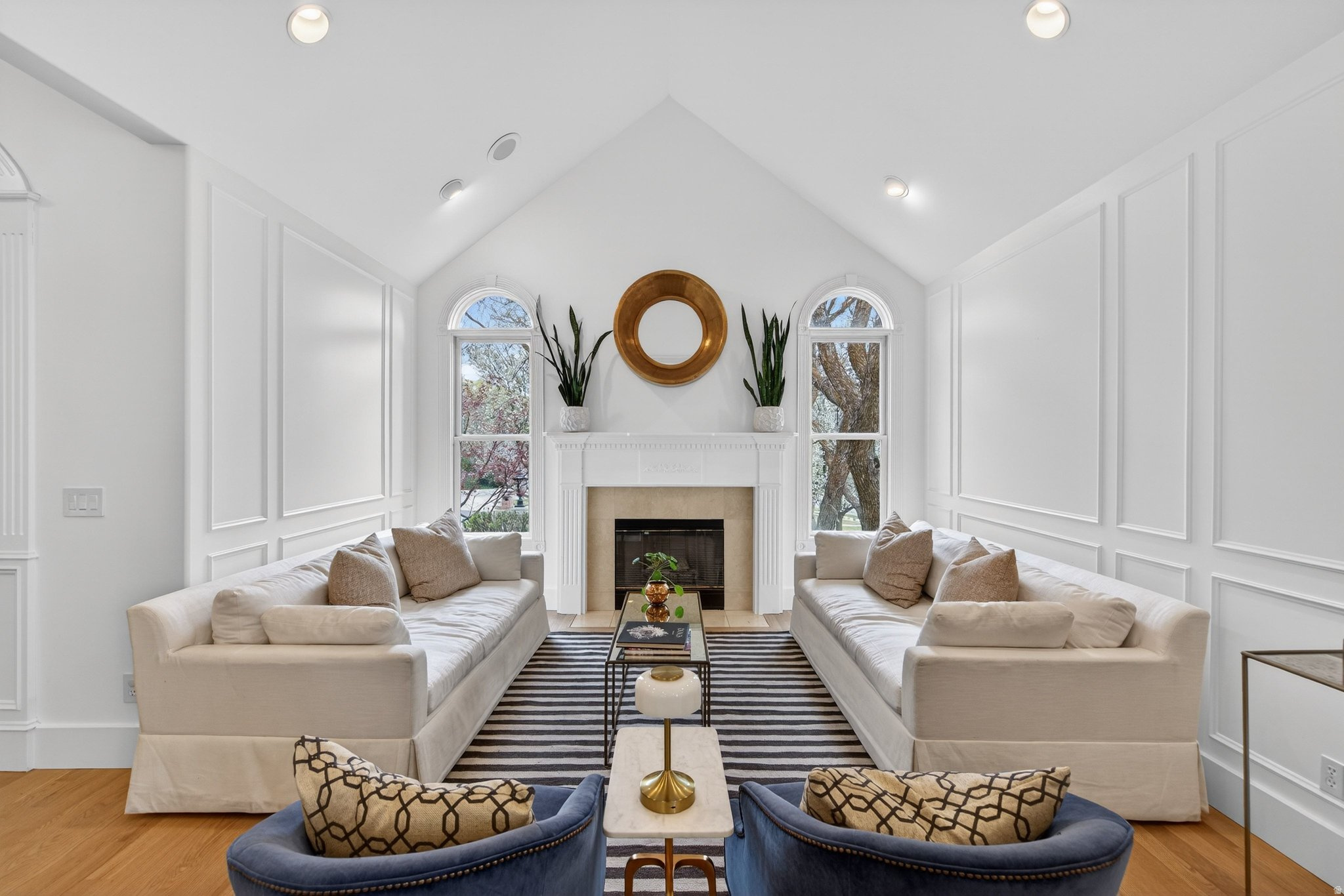 HIGH MOUNTAIN OAKS - Residential