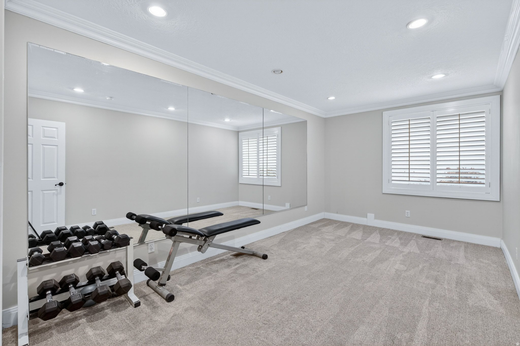 HIGH MOUNTAIN OAKS - Residential