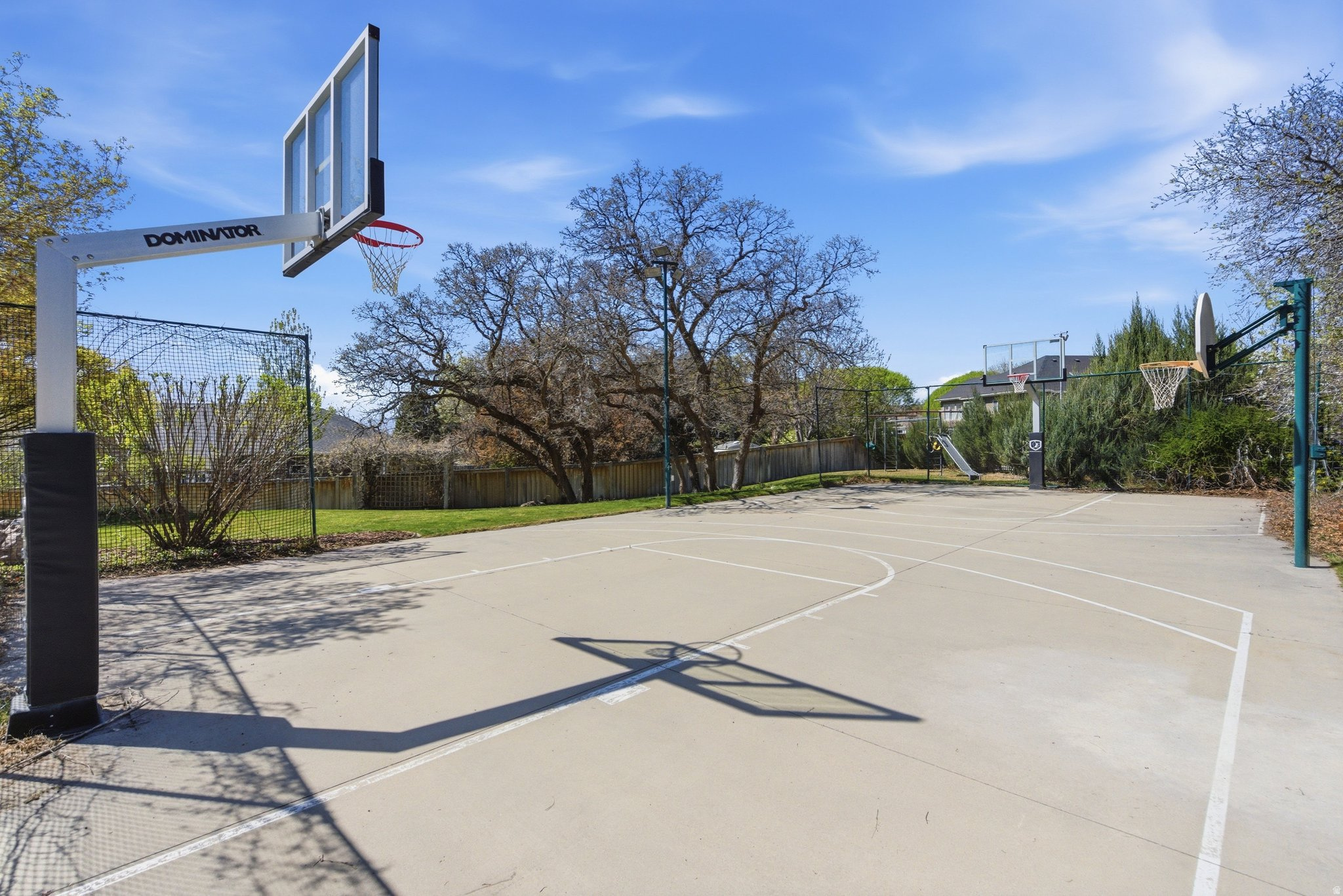 HIGH MOUNTAIN OAKS - Residential
