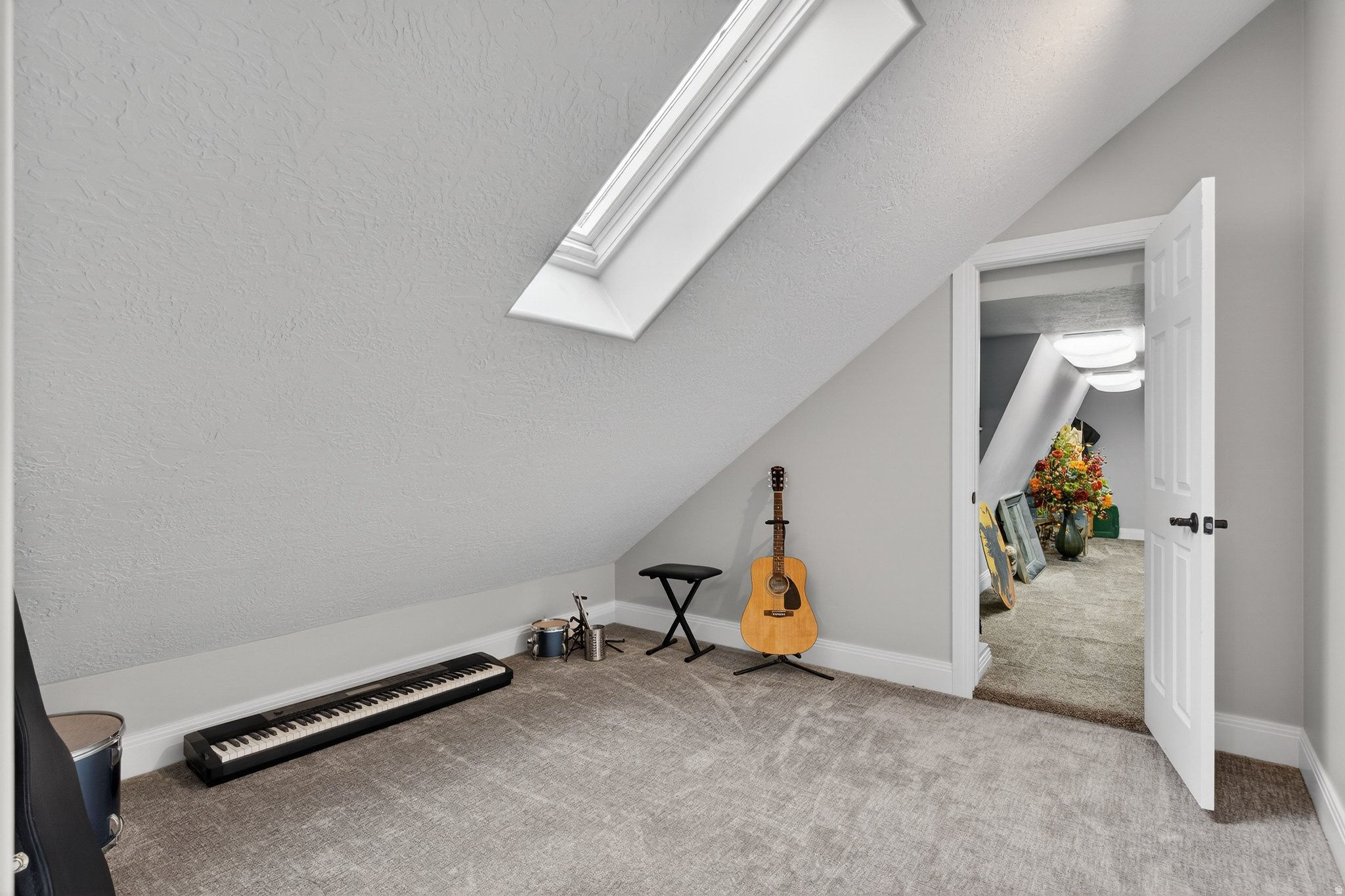 HIGH MOUNTAIN OAKS - Residential