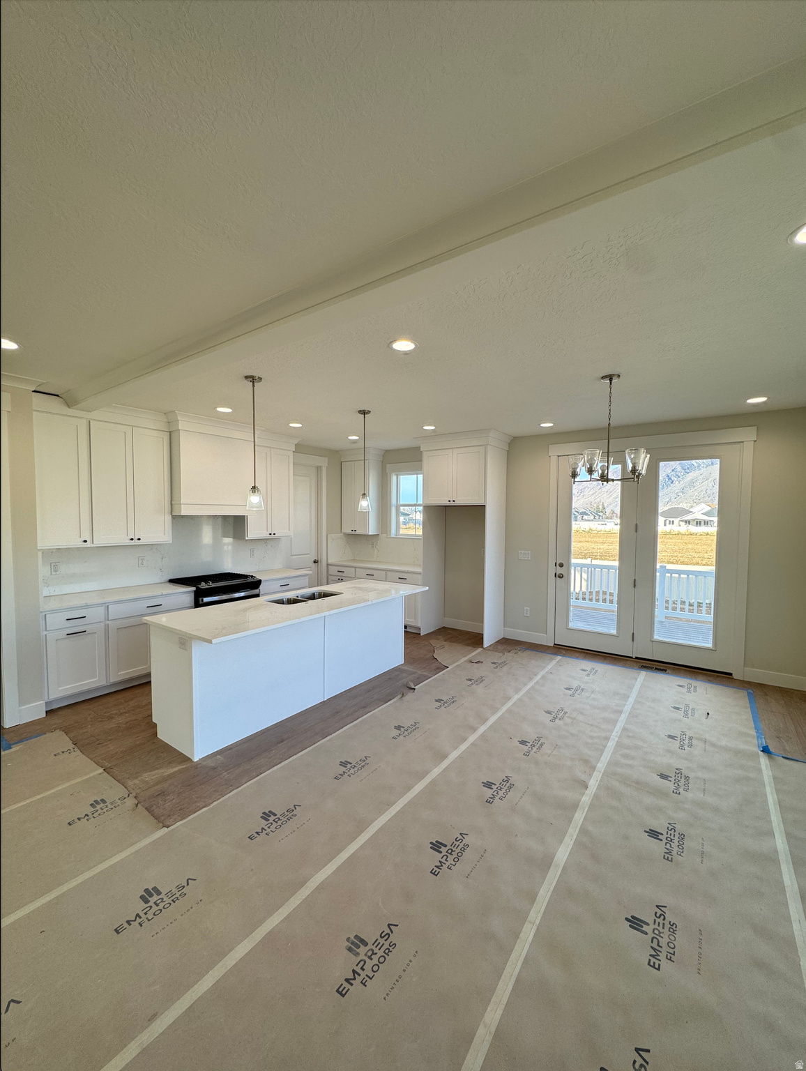 WHISPER ROCK PUD - Residential