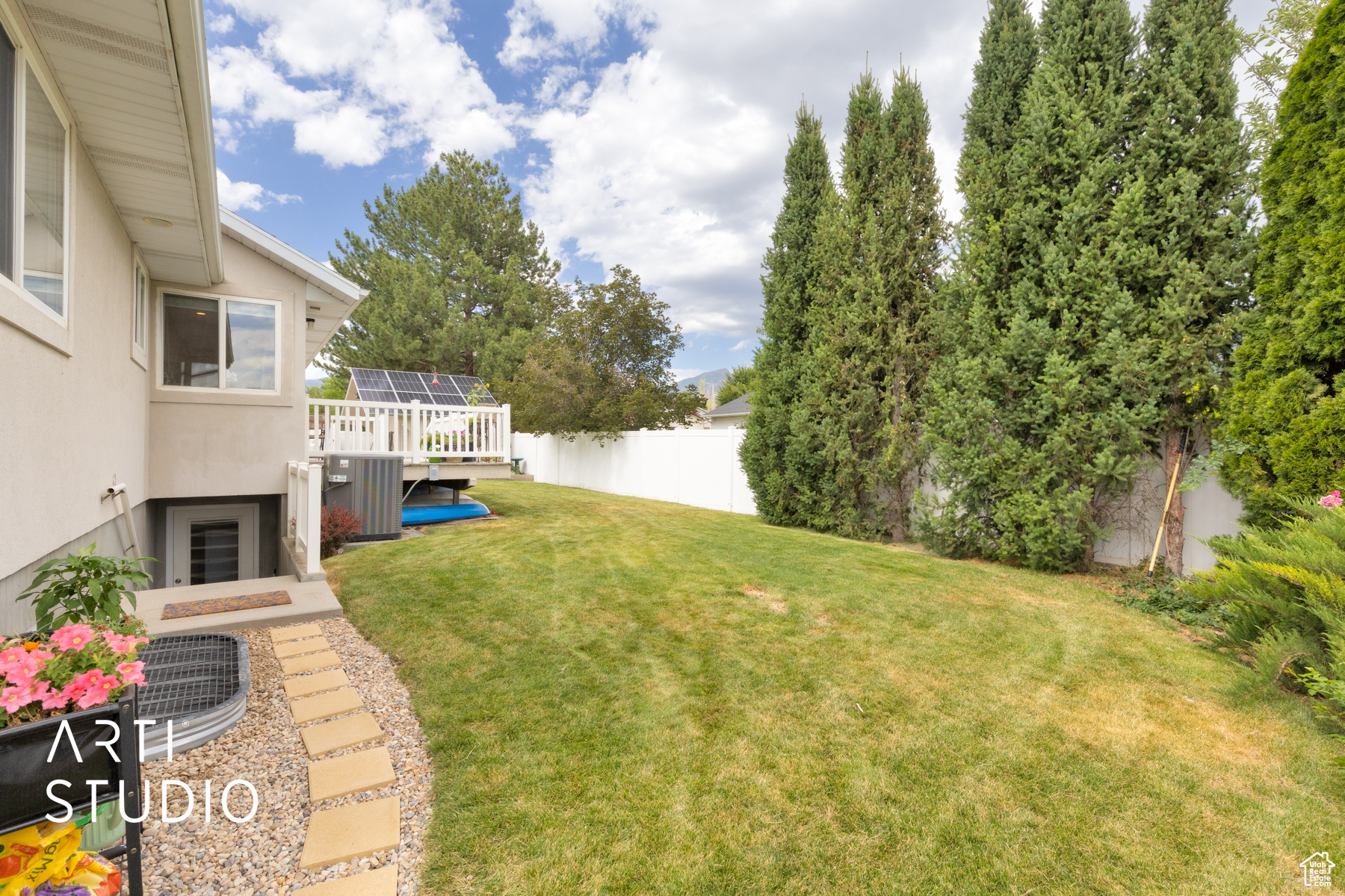 ROSE CREST ESTATES - Residential