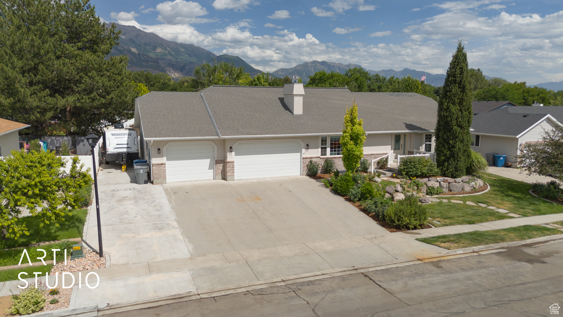 ROSE CREST ESTATES - Residential