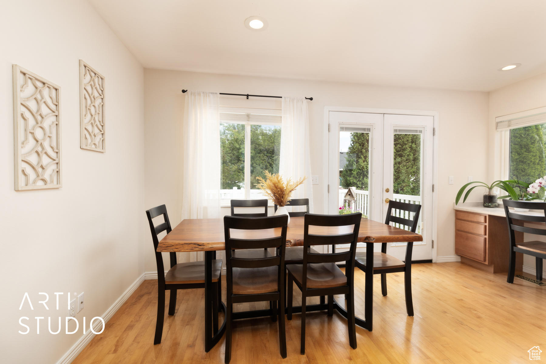 ROSE CREST ESTATES - Residential