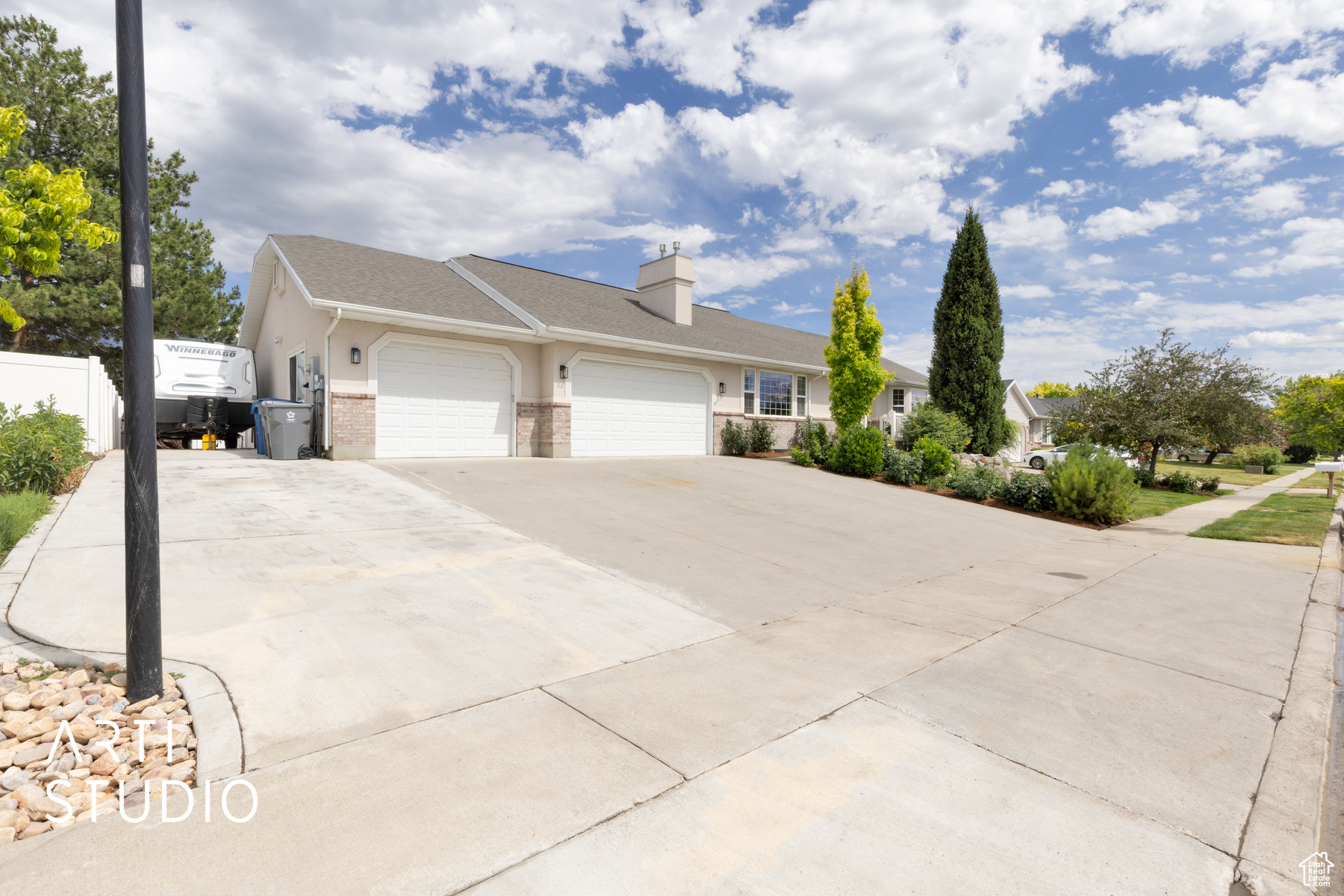ROSE CREST ESTATES - Residential
