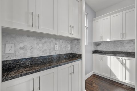 Tiny photo for 4589 W SCISSOR WAY #391, South Jordan, UT 84009 (MLS # 2150237)