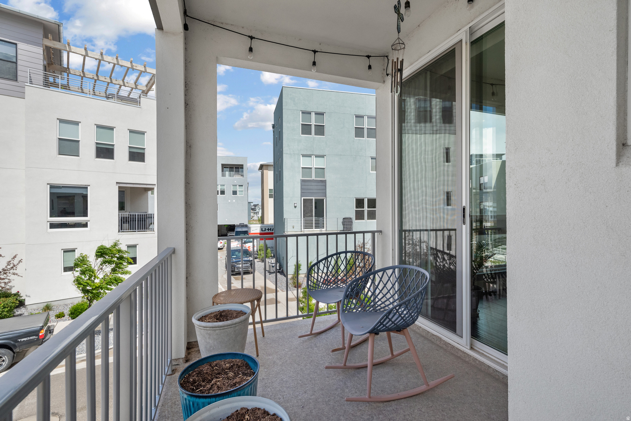 DAYBREAK - Residential