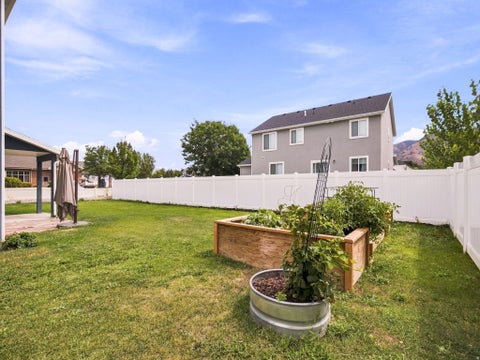 Tiny photo for 244 N 200 E, Salem, UT 84653 (MLS # 2180169)