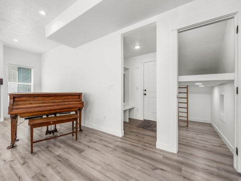 Tiny photo for 244 N 200 E, Salem, UT 84653 (MLS # 2180169)