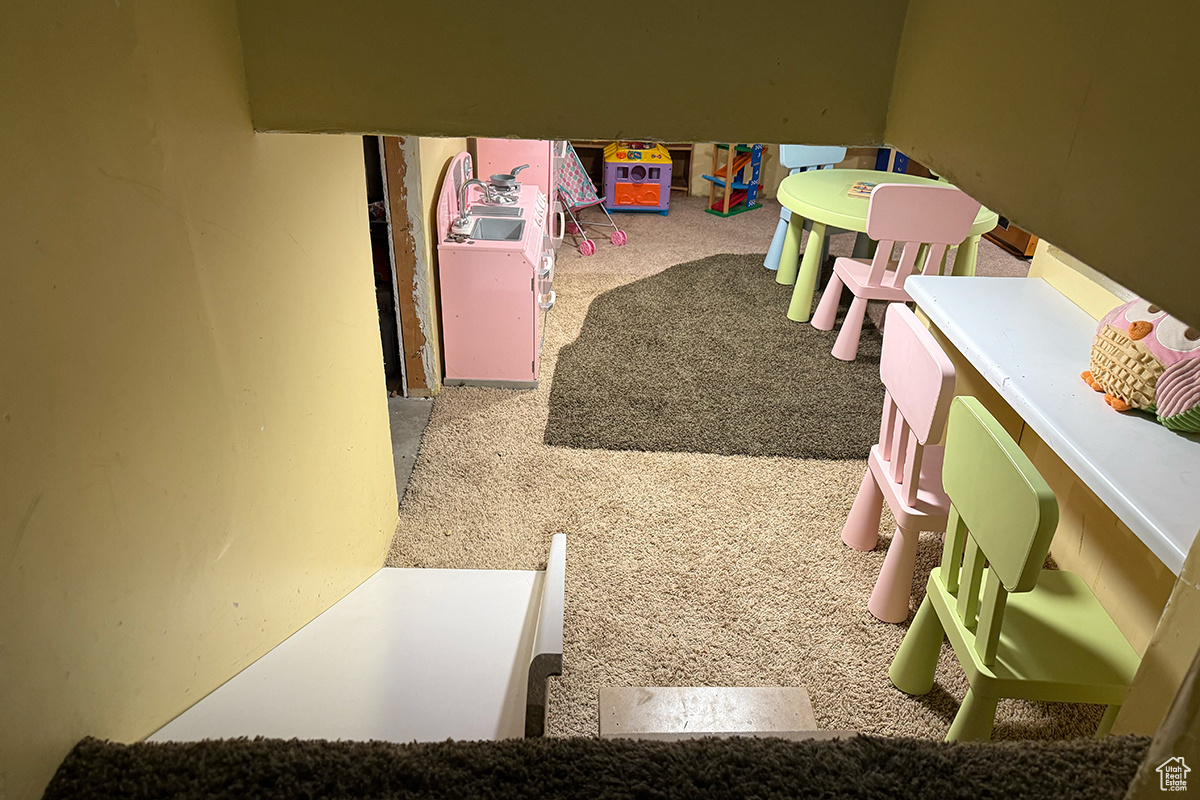 RIVER MEADOWS - Residential