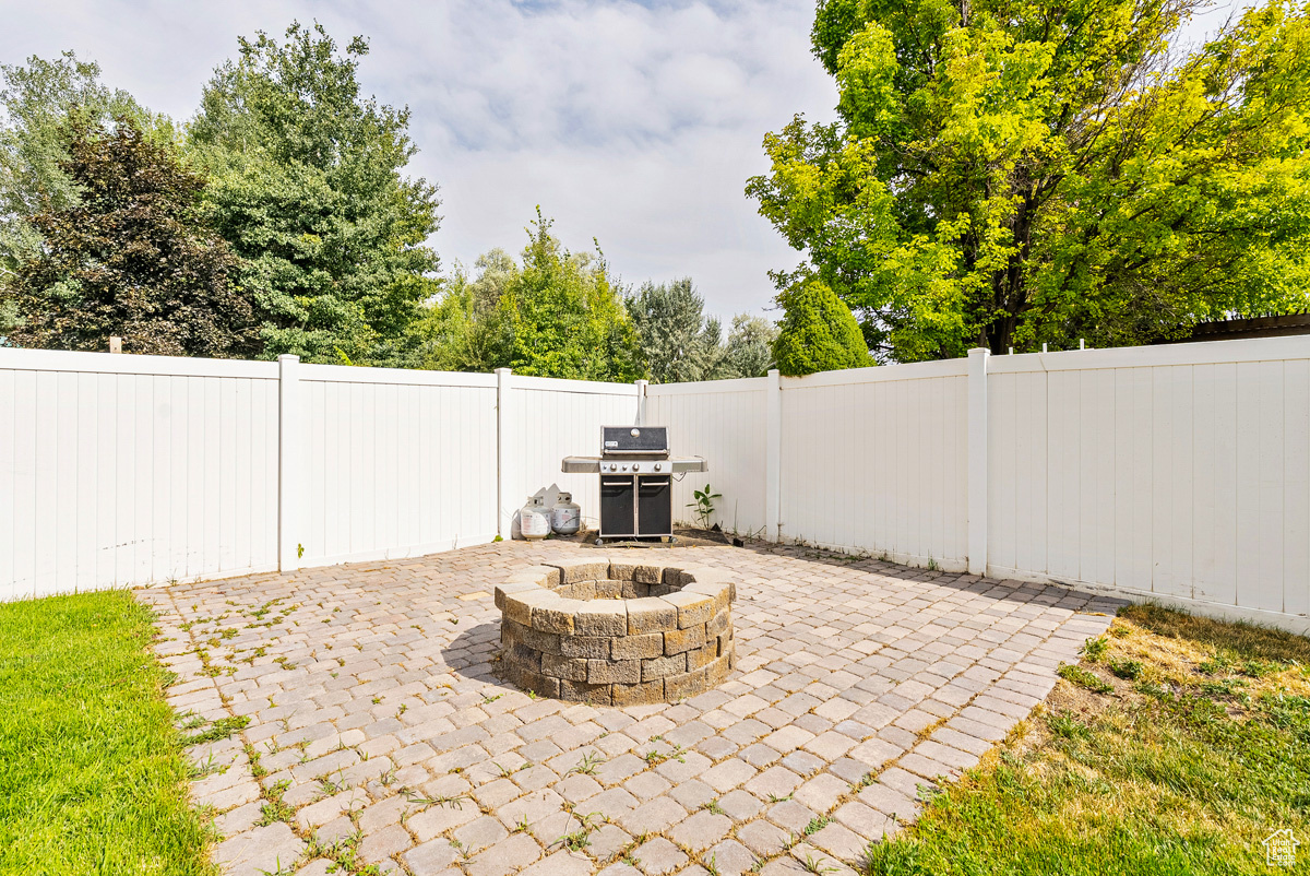 RIVER MEADOWS - Residential