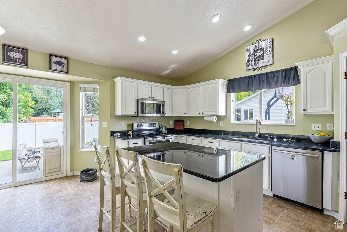 RIVER MEADOWS - Residential