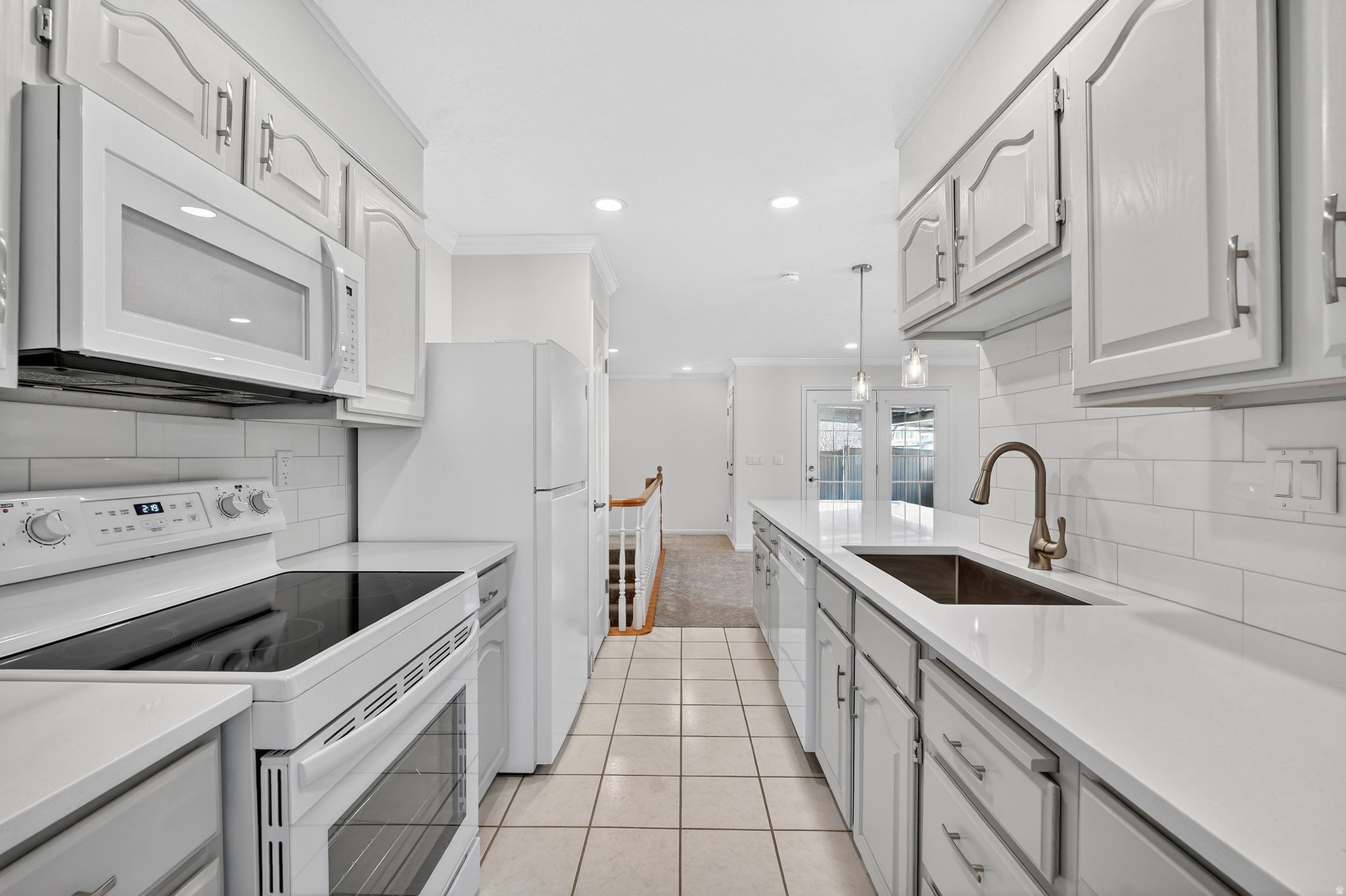 CORNERSTONE CONDO - Residential