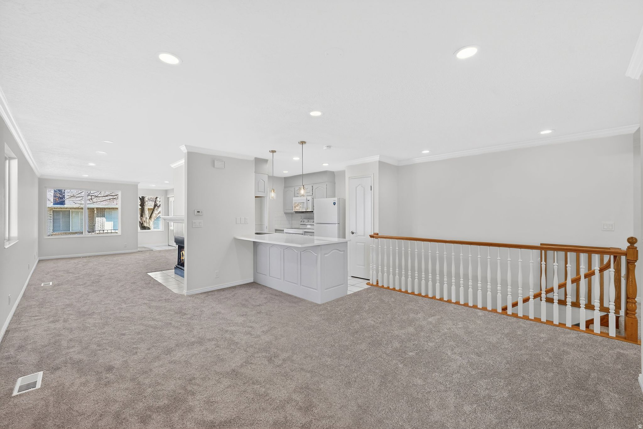 1478 W CORNERSTONE DR