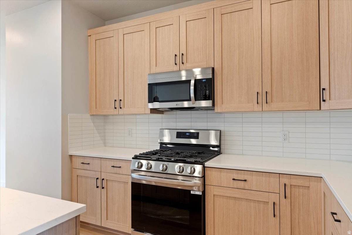 CLIFTON PLACE - Residential