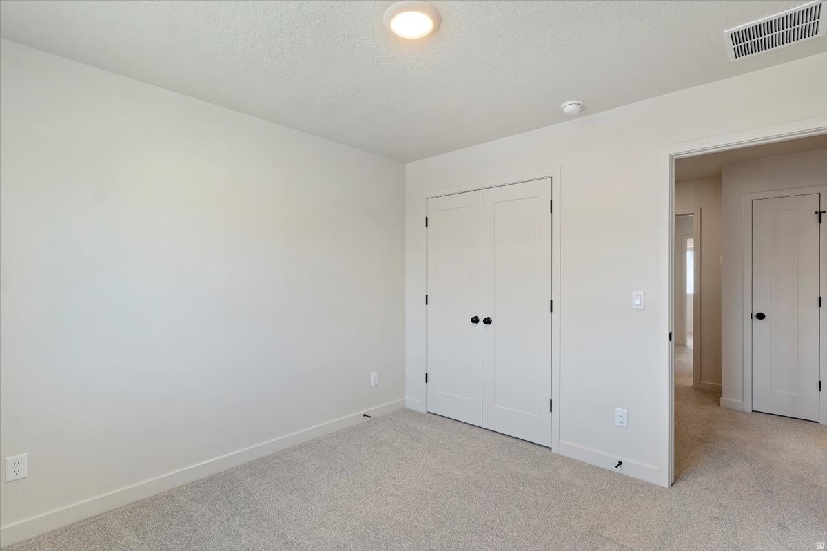 CLIFTON PLACE - Residential