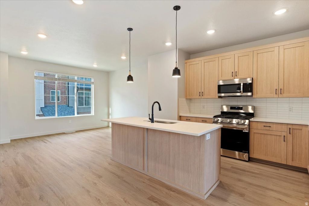 Photo of 1172 N MERIDIAN LN #127, North Salt Lake, UT 84054 (MLS # 2155820)