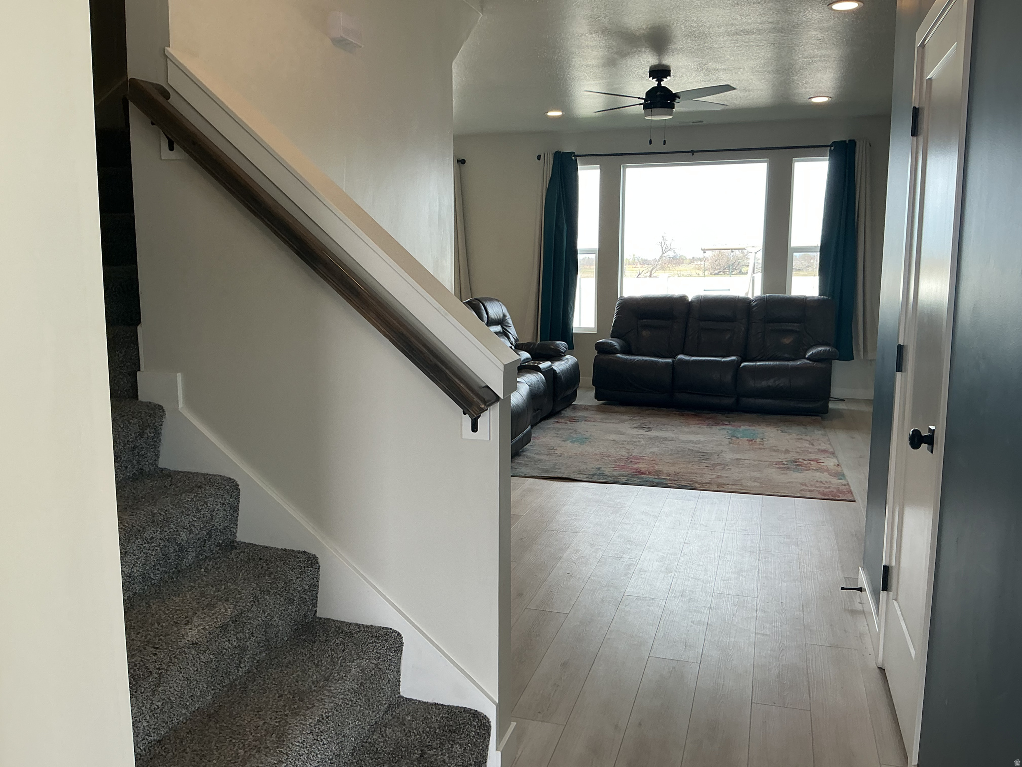 YULISA ESTATES - Residential