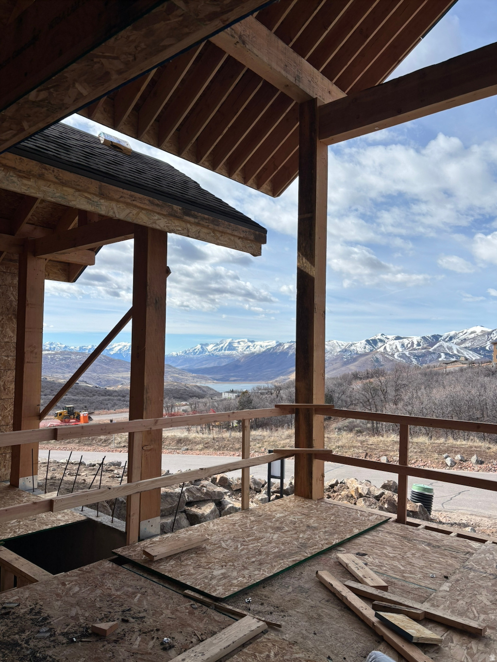 GOLDEN EAGLE - Residential