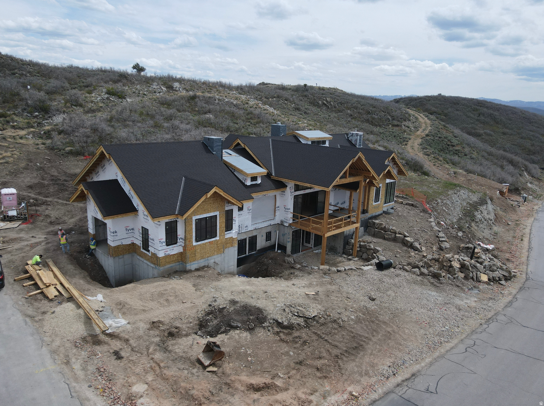 GOLDEN EAGLE - Residential