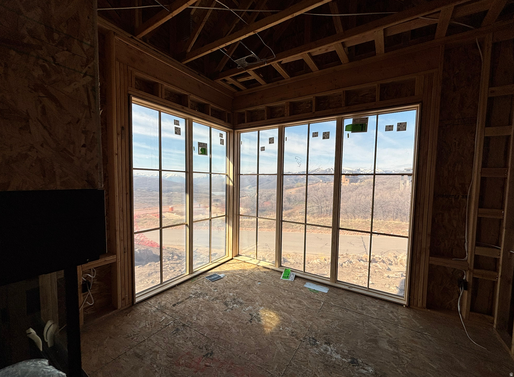 GOLDEN EAGLE - Residential