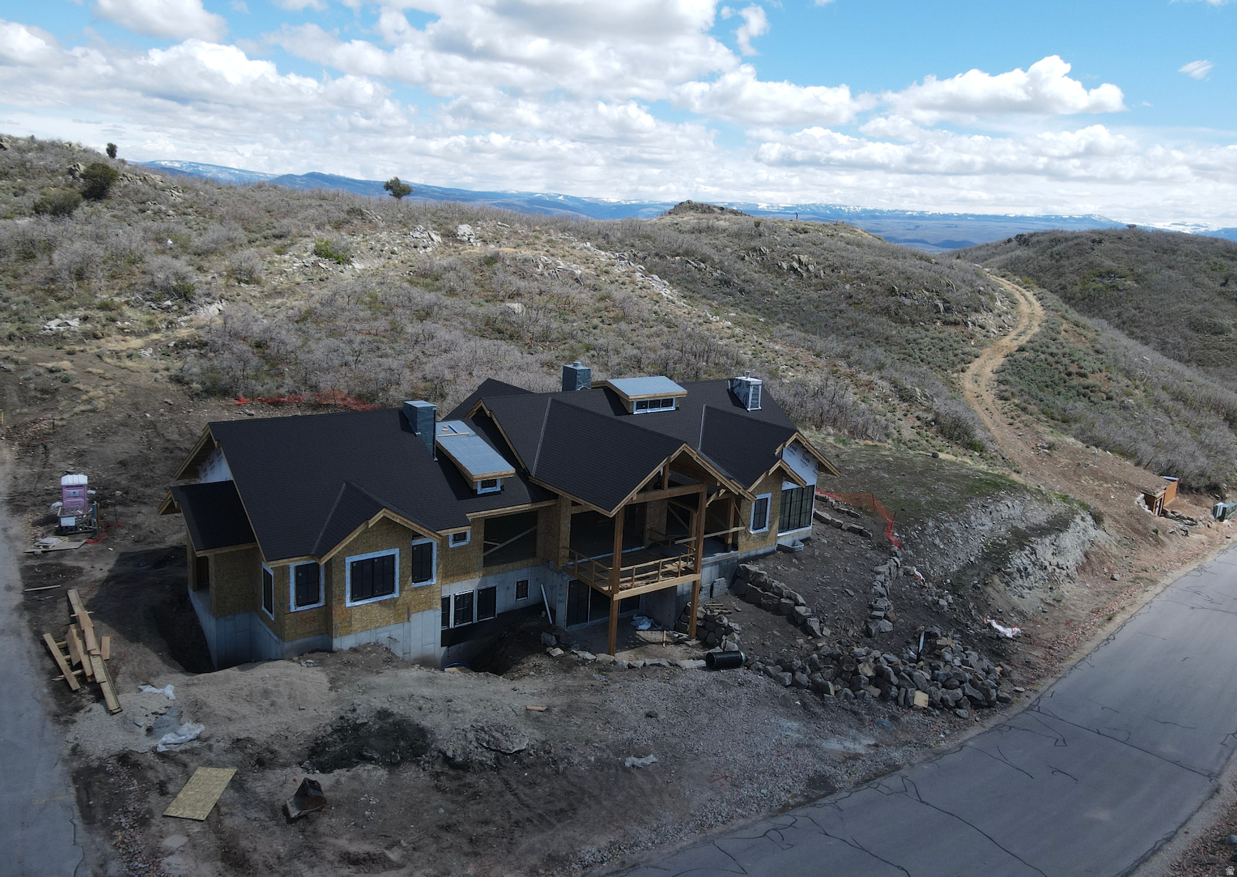 GOLDEN EAGLE - Residential