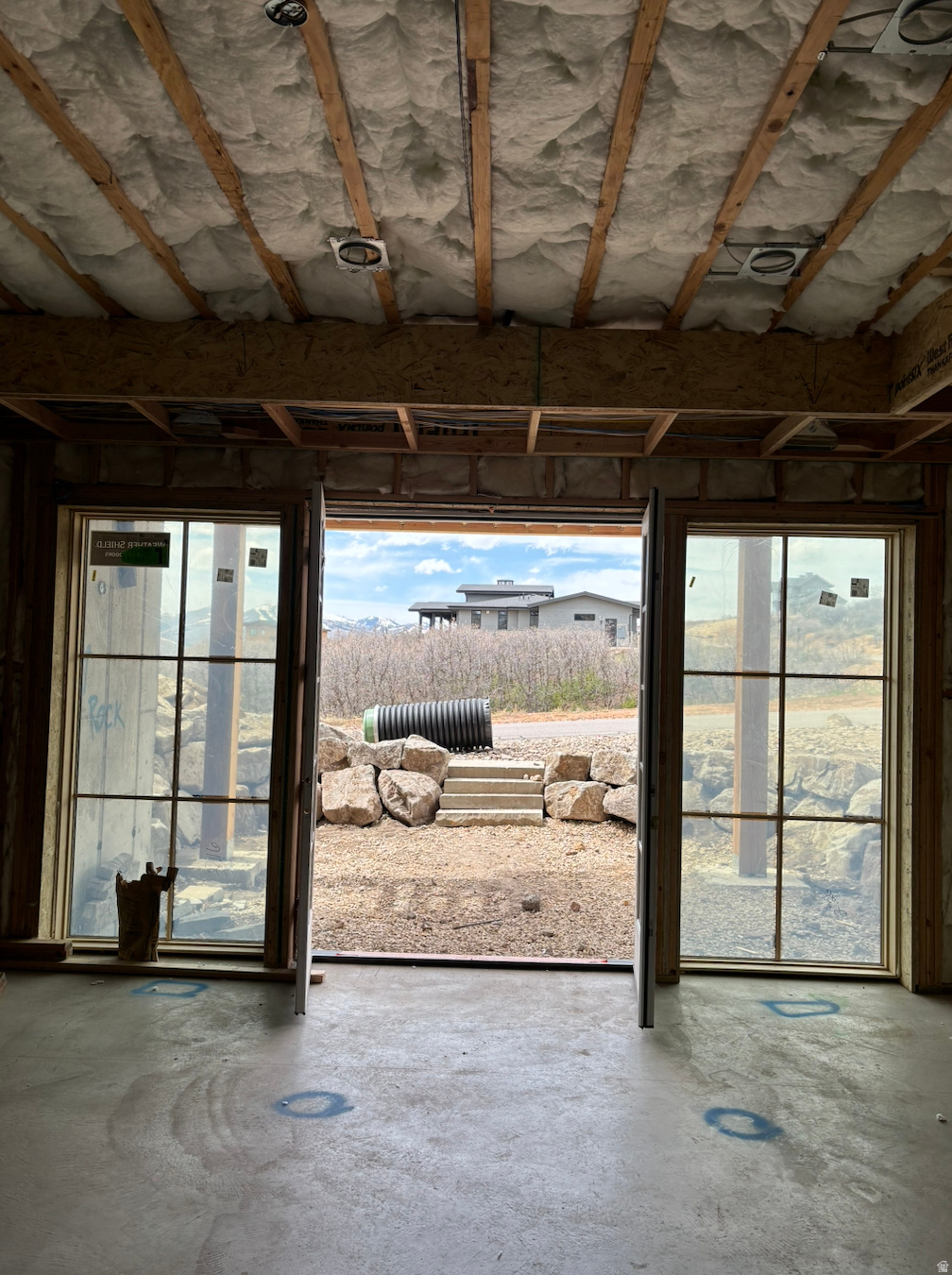 GOLDEN EAGLE - Residential