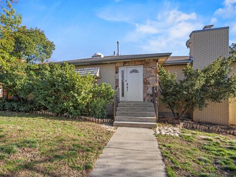 Tiny photo for 2718 E COMMONWEALTH AVE, Salt Lake City, UT 84109 (MLS # 2144669)