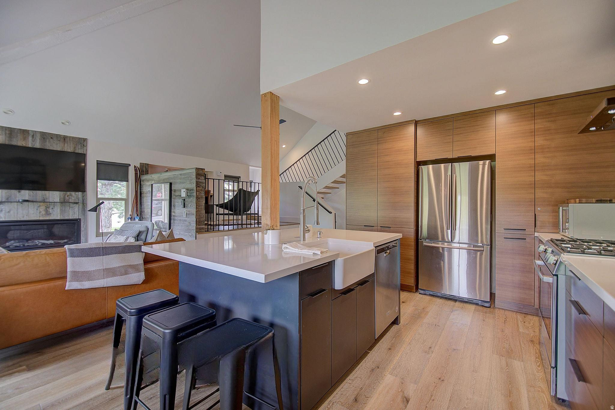 PARK WEST CONDOMINIUM - Residential