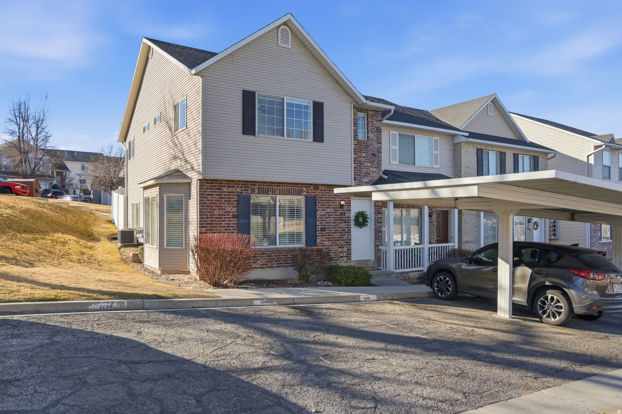 WILLOWBEND - Residential