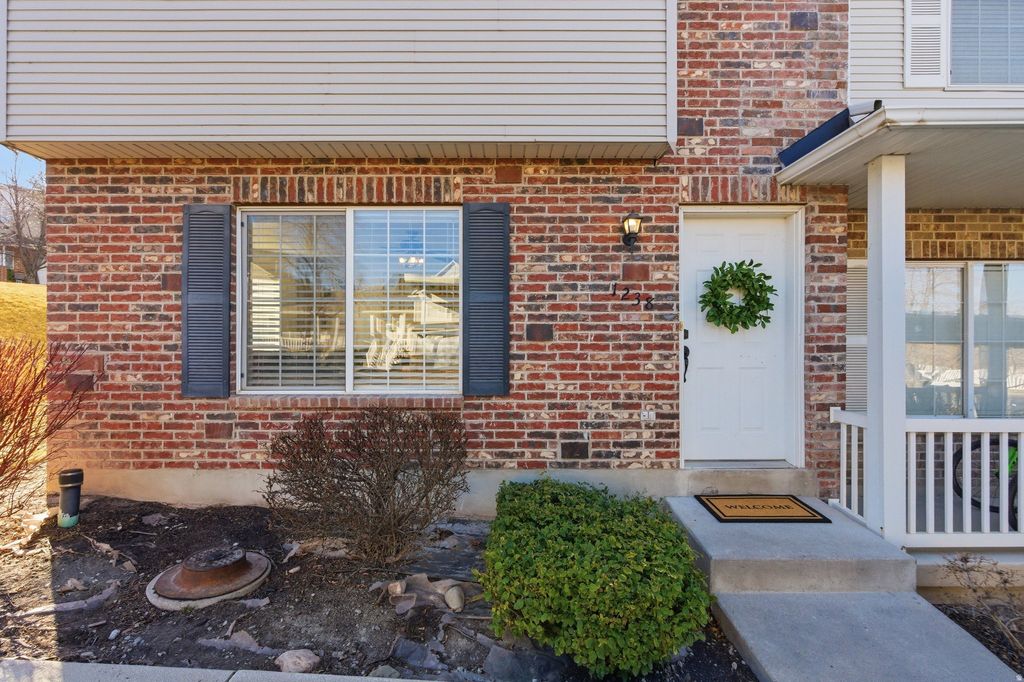 Photo of 1238 E 680 N, Spanish Fork, UT 84660 (MLS # 2136674)